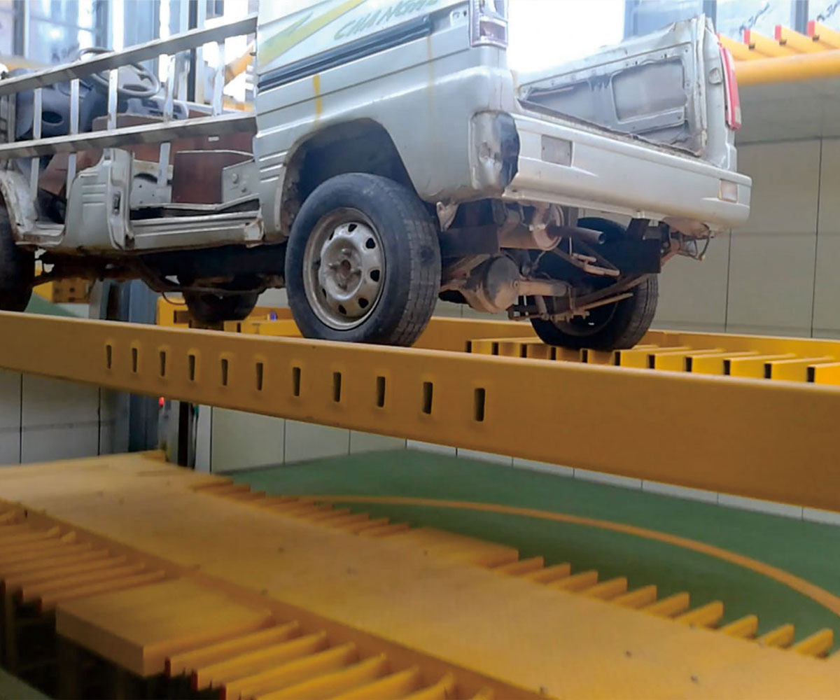 自動(dòng)垂直升降停車位